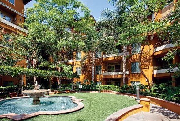 Oakwood At Palazzo East Los Angeles